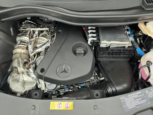MERCEDES-BENZ Vito 124 CDI Lang Tourer 9G-Tronic Select