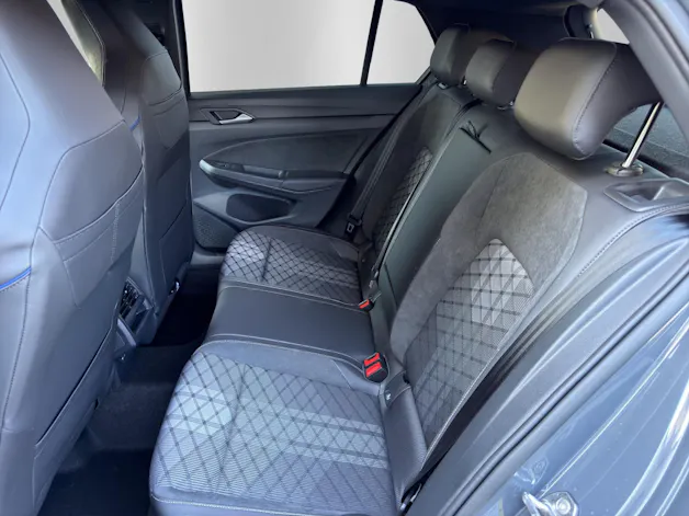 VW Golf 1.5 e TSI mHEV R-Line DSG