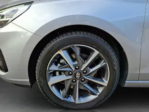 HYUNDAI i30 1.5 T-GDi Vertex
