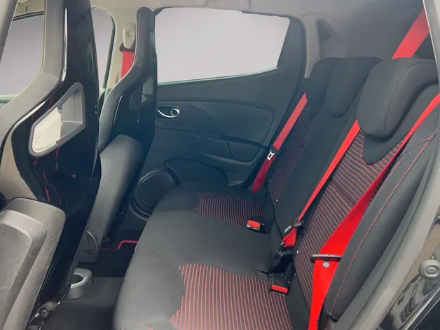 RENAULT Clio 1.6 T RS 200 EDC