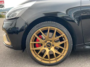 RENAULT Clio 1.6 T RS 200 EDC