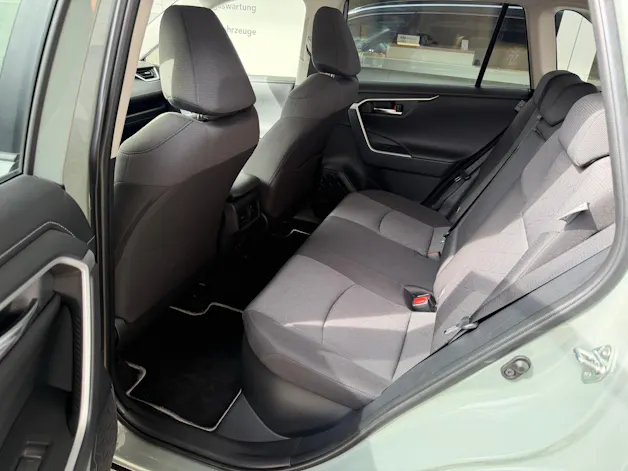 Toyota RAV-4 2.5 HSD Style e-CVT 4WD