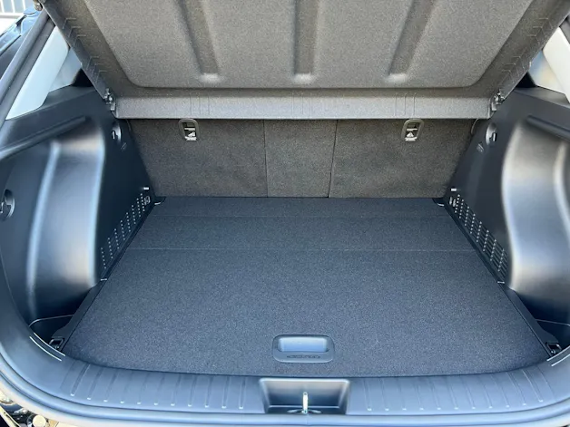 HYUNDAI Kona 1.6 GDi HEV Vertex DCT