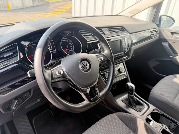 VW Touran 1.6 TDI BlueMotion Technology Comfortline DSG