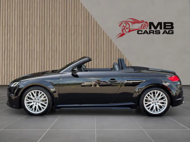 AUDI TT Roadster TTS S-tronic quattro / Neuwagen erst 200km!!