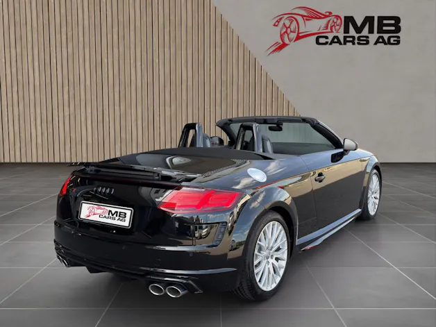 AUDI TT Roadster TTS S-tronic quattro / Neuwagen erst 200km!!