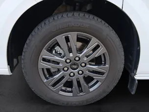 FORD Tourneo Custom Bus 320 L1 2.0 EcoBlue 170 Titanium 4x4