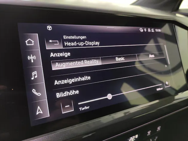 AUDI Q4 e-tron S-Line 50 quattro