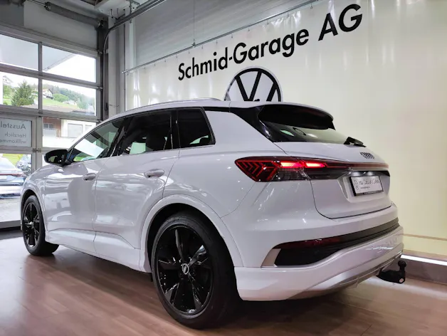 AUDI Q4 e-tron S-Line 50 quattro