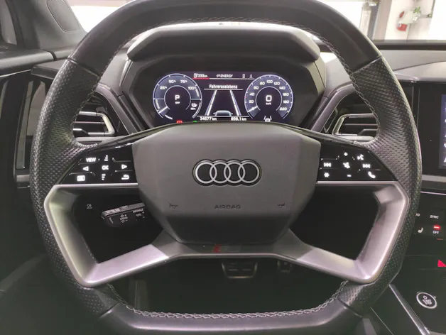 AUDI Q4 e-tron S-Line 50 quattro