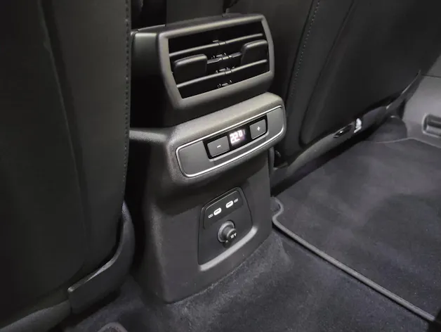 AUDI Q4 e-tron S-Line 50 quattro
