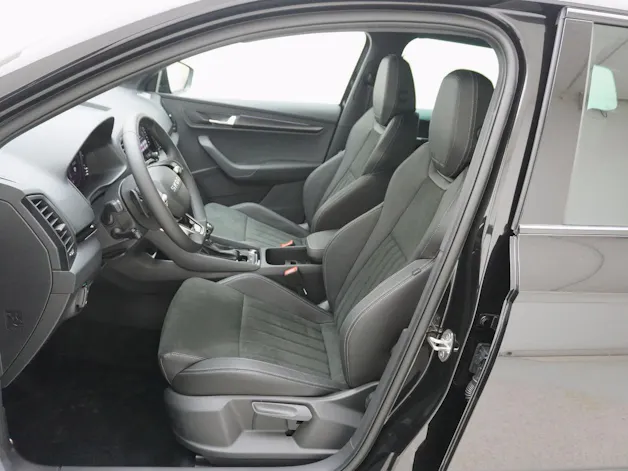 SKODA Karoq 1.5 TSI SportLine DSG