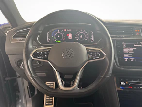 https://vehicle.imgix.net/4452196/170850d8-8bf6-44c7-add3-002df9f0b5b7.jpg