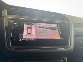 https://vehicle.imgix.net/4452196/9cf0babf-e9ef-4060-9bb4-f753024aa1ea.jpg