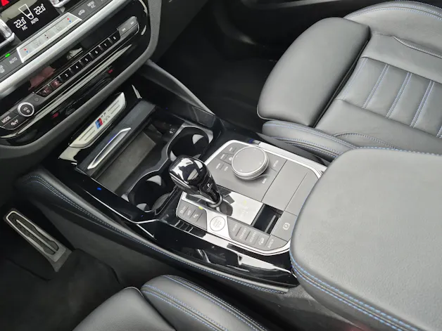 BMW X4 M40d