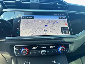 Fahrzeugbild AUDI Q3 Sportback 1.5 35 TFSI S line S-Tronic