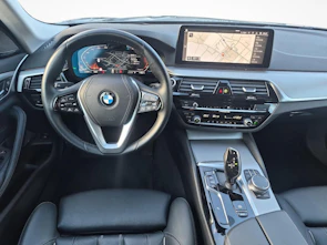 Fahrzeugbild BMW 520d xDrive Touring