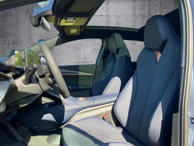 CUPRA Tavascan VZ Adrenaline 4D
