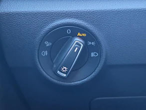 https://vehicle.imgix.net/4452219/22a0cc75-0be7-4c2c-bfa5-c47aee1ea204.jpg