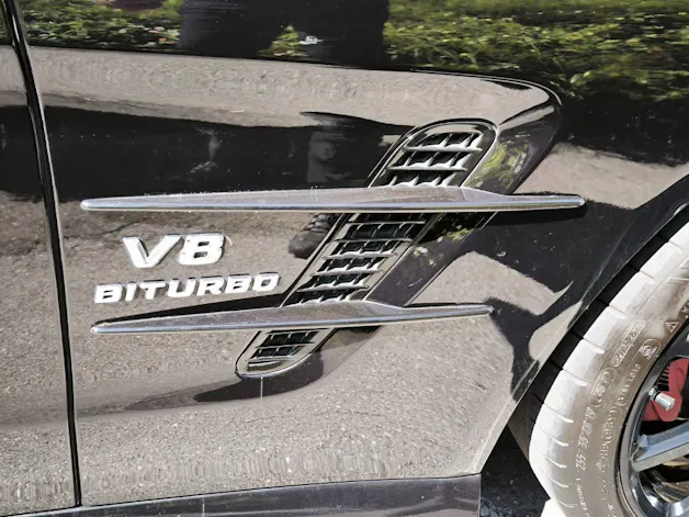 MERCEDES-BENZ SL 63 V8 AMG Cabriolet