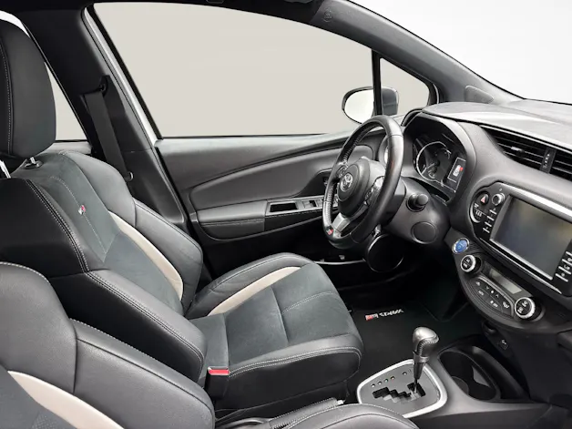 Toyota Yaris 1.5 VVT-i HSD GR-S