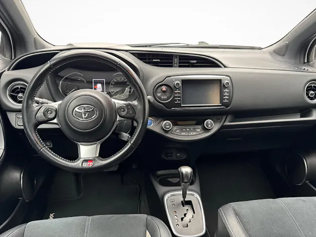 Toyota Yaris 1.5 VVT-i HSD GR-S