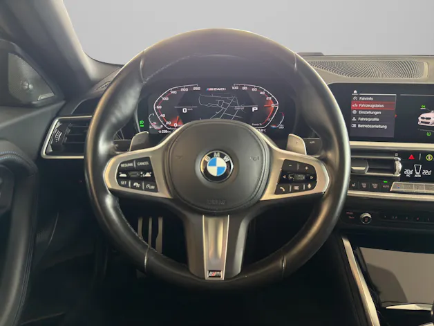 BMW M240i xDrive Coupé