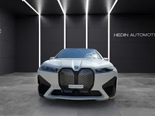 BMW iX M60