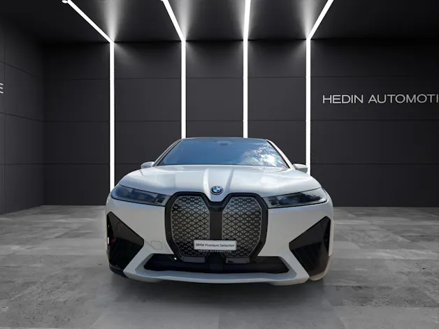 BMW iX M60