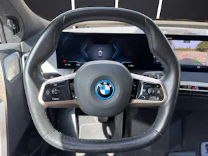 BMW iX M60