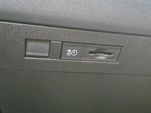 OPEL Astra-e Sports Tourer Swiss Plus