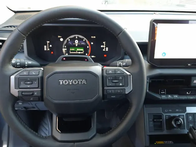Toyota Hilux Double Cab.-Pick-up 2.8 D-4D MHEV 204 Advanced