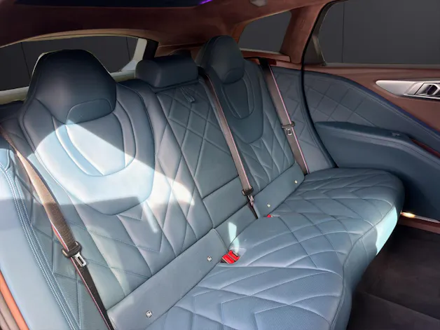 BMW XM Plug-in Hybrid