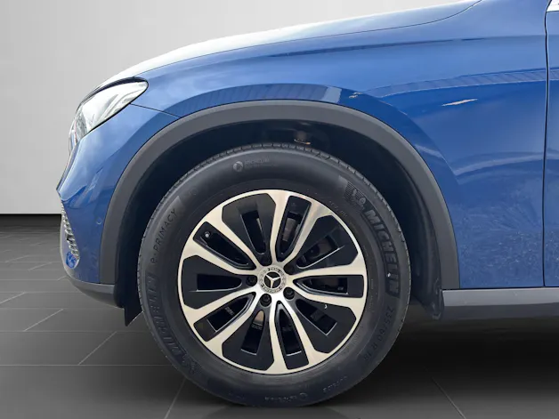MERCEDES-BENZ GLC 220 d 4m