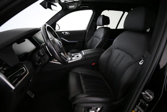 https://vehicle.imgix.net/4452420/190f64f4-ad40-47c9-b154-0757f79d1bd8.jpg