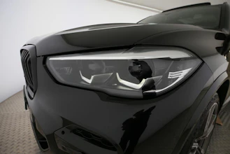 https://vehicle.imgix.net/4452420/2f1a1466-8cfd-499b-9b73-a59c96a622e7.jpg