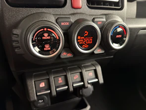 immagine del veicolo SUZUKI Jimny 1.5 Compact Top