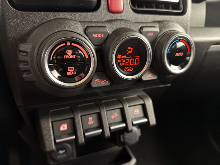 immagine del veicolo SUZUKI JIMNY