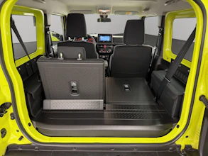 https://vehicle.imgix.net/4452422/ef7ad0d3-a5fe-4c7f-a93b-66a4801f4024.jpg