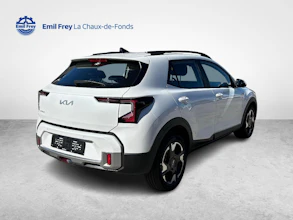 https://vehicle.imgix.net/4452433/dac7cbc7-9bc4-420e-8278-9b4f77283424.jpg