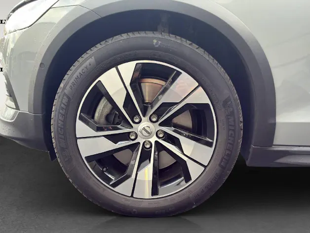 VOLVO V60 Cross Country 2.0 B5 Plus AWD