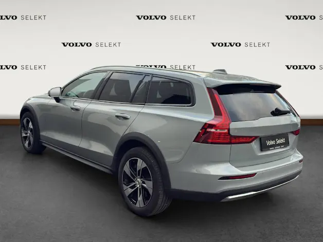 VOLVO V60 Cross Country 2.0 B5 Plus AWD