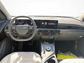 https://vehicle.imgix.net/4452492/f3fa93c5-eba6-4eaf-bf96-725963fca749.jpg