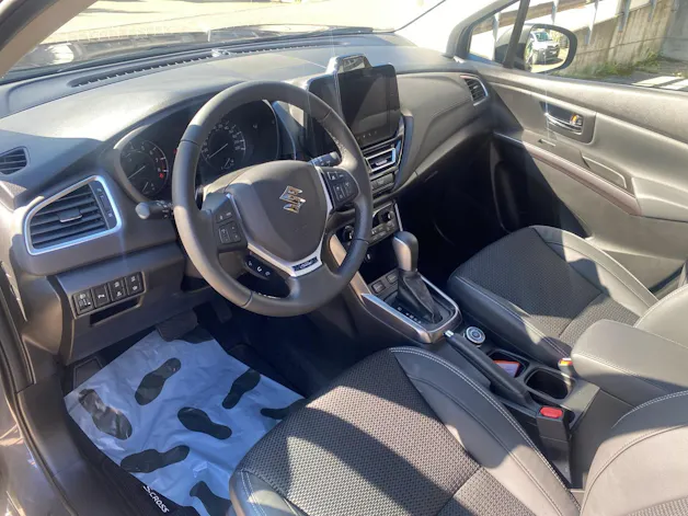 Suzuki S-Cross 1.4 T Piz Sulai Top Hybrid 4x4