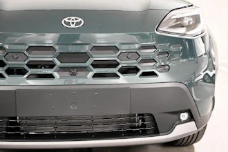 https://vehicle.imgix.net/4452500/02c258fc-6112-4996-98e9-c9889ad45515.jpg