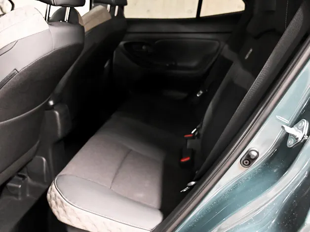 Toyota Yaris Cross 1.5 VVT-i HSD Premium AWD-i