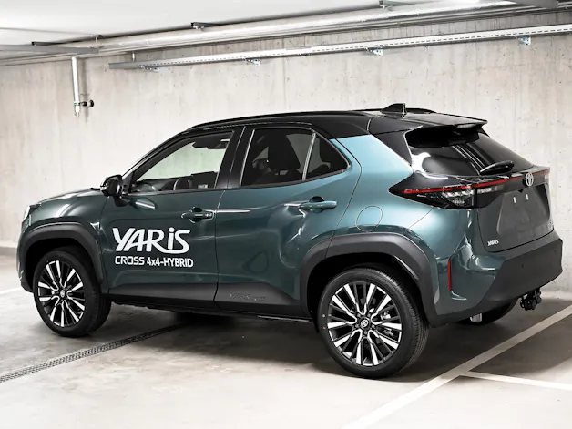 Toyota Yaris Cross 1.5 VVT-i HSD Premium AWD-i