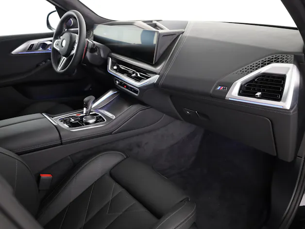 BMW XM 50e Plug-in Hybrid
