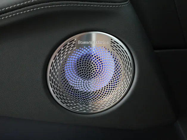 BMW XM 50e Plug-in Hybrid