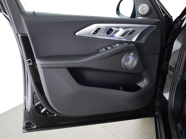 BMW XM 50e Plug-in Hybrid